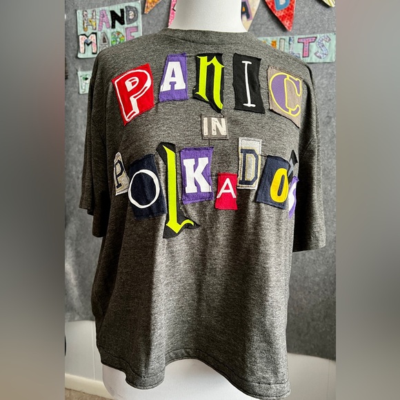 Ransom Note Letters - Crop Tee - Dark Grey Panic - Picture 3 of 8
